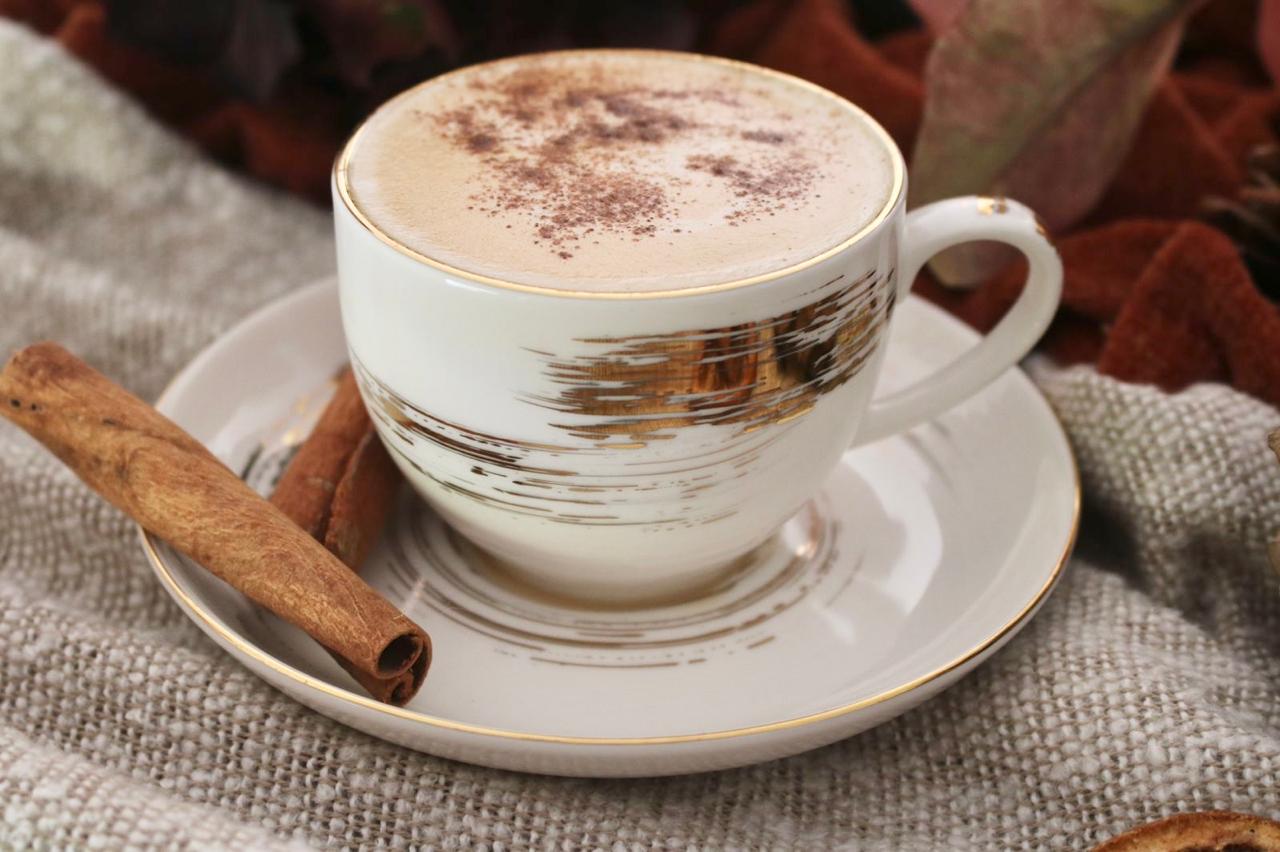 RUE TEACUP